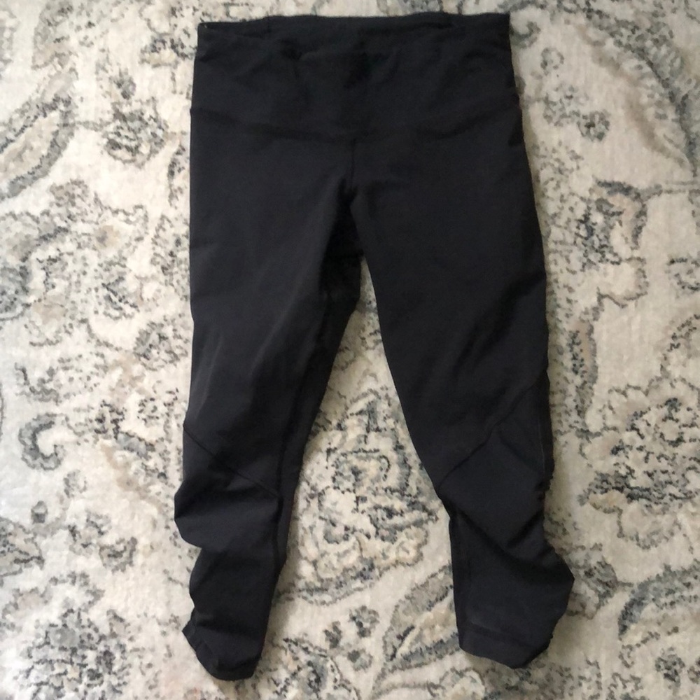 - Lululemon crop